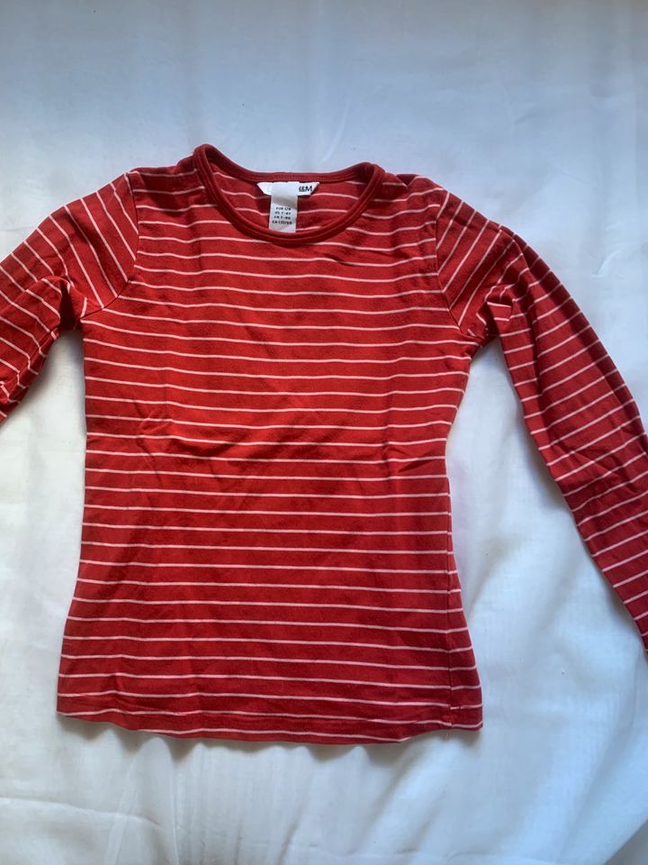 Mädchen Sweatshirt Pullover C&A Ernsting’s rot grau Weiss 122/128 in Luckau