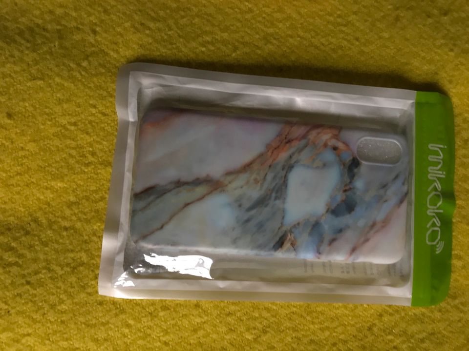 Tuch Magnetic Wallet Case für IPhone 7 8 11 Handy Kette in Düsseldorf
