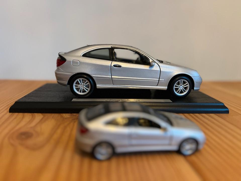 1:18 /1:43 Mercedes Benz C-Klasse Sportcoupe Edition Maisto OVP in Karlstadt