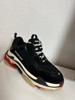 Balenciaga Triple S Gr. 45 Niedersachsen - Heerstedt Vorschau