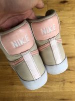 Nike Schuhe 39 Beige Lachs Farbe wie NEU Bremen - Oberneuland Vorschau