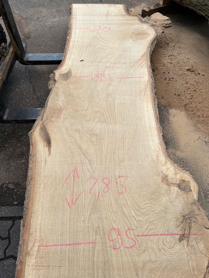Eiche Pfosten Schnittholz BohlenBaumscheibe Baumstamm Tischplatte in Schkeuditz