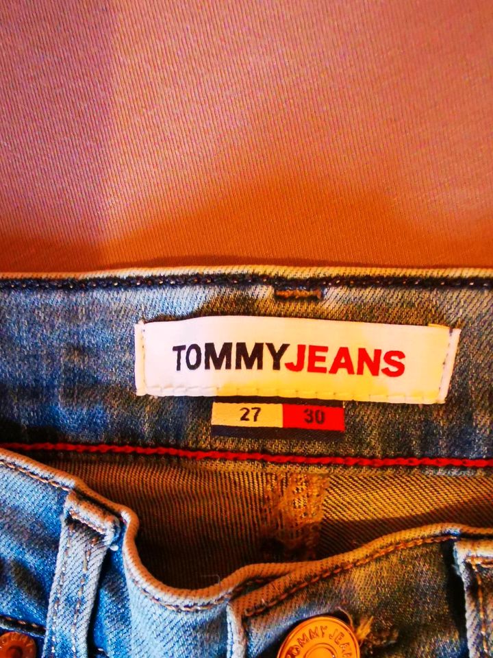 Tommy Jeans Gr. 27/30 in Abensberg