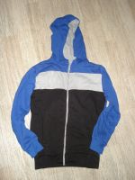 Hoodiejacke Sweatjacke Kapuzenjacke Strickjacke 134 / 140 Bayern - Schnaittach Vorschau