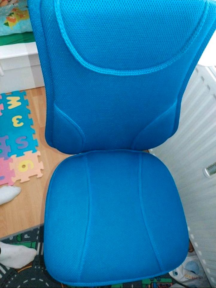 tausche Schreibtischstuhl blau Stuhl in Schopfheim
