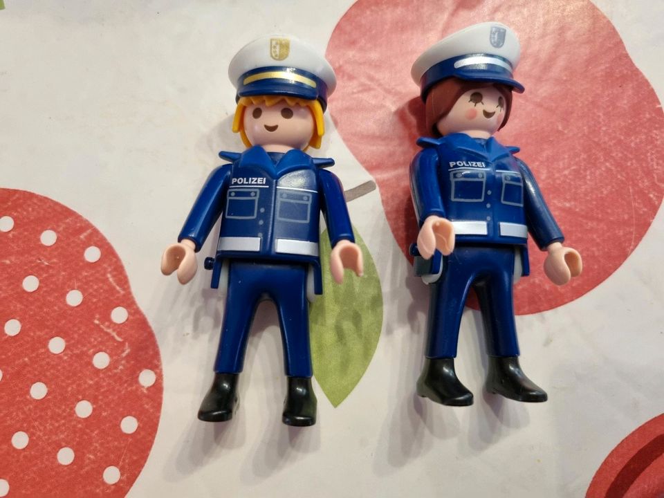 Playmobil Polizei 6873 Polizeiauto Advent Weihnachten in Altenberg Sachs