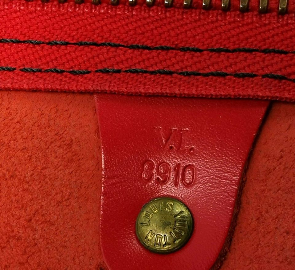 Louis Vuitton Keepall 45 Reisetasche Weekender Epi Leder Rot in Nordenham