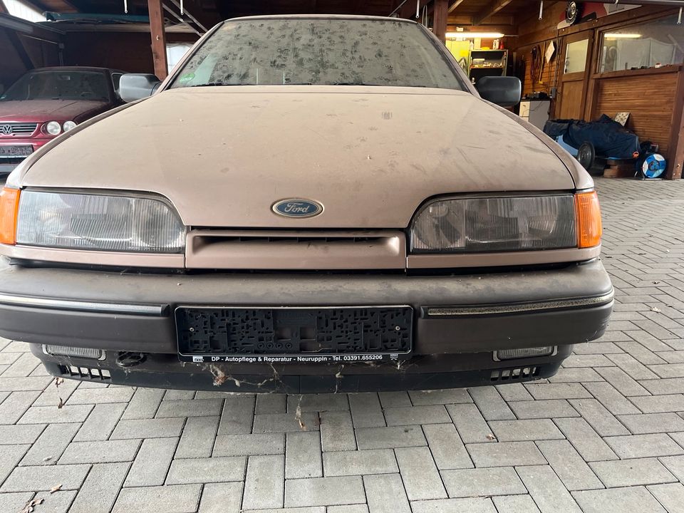 Ford Scopio 2.9 V6 Ghia Automatik Oldtimer in Neuruppin