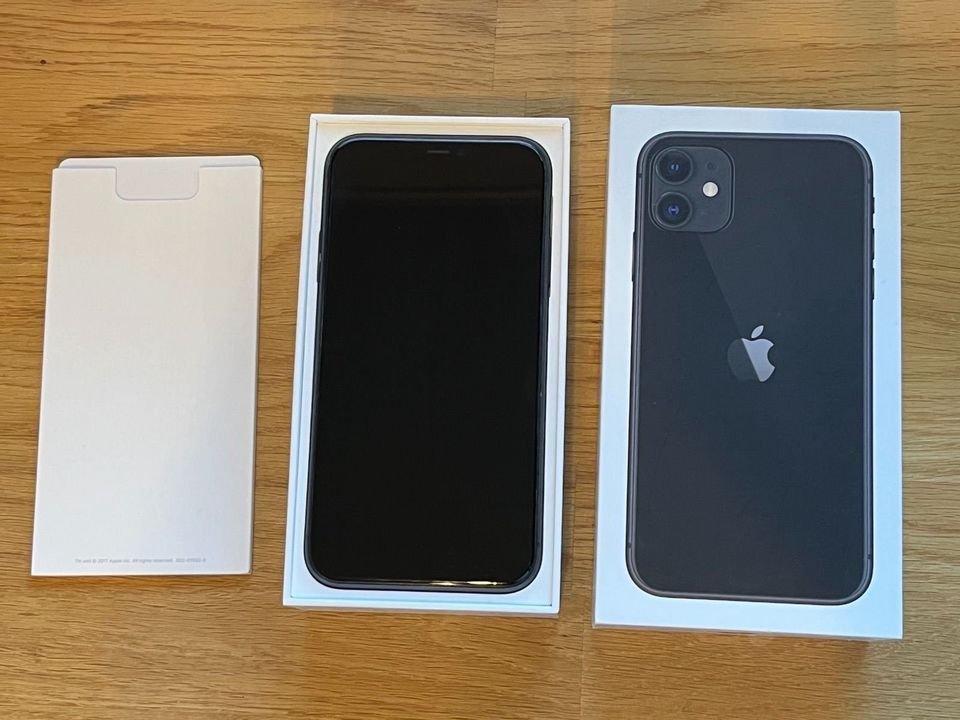 iPhone 11, Black, 128 GB in Bad Sooden-Allendorf