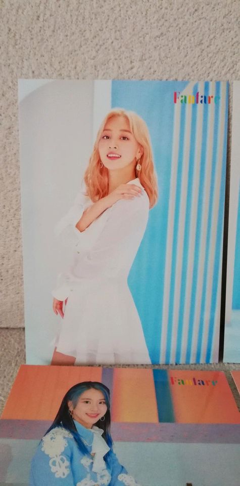 Twice - Fanfare Jihyo - ChaeYoung - Seltene Japan Postcard !!! in Goldbeck