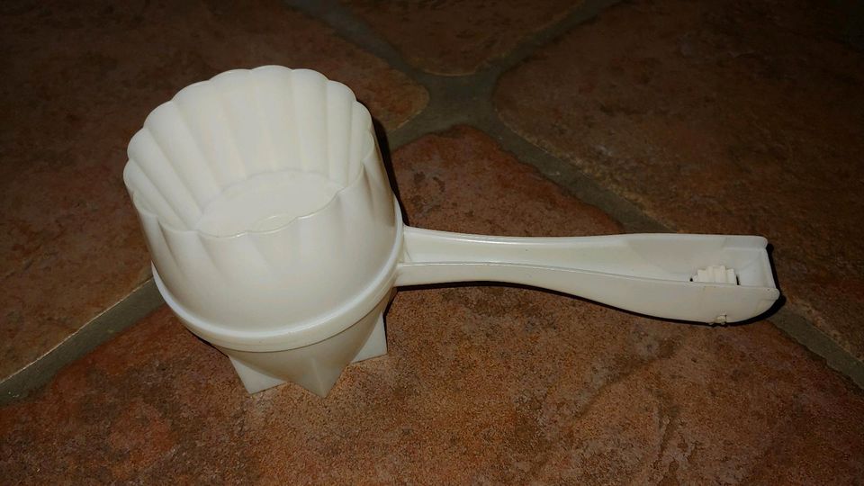 Tupperware Vintage "Pastry Pal" in Rumbach