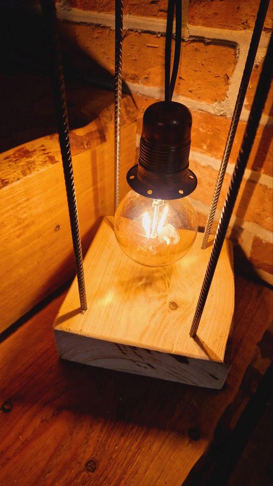 Tischlampe Nachttisch Lampe Licht Leuchte Holz upcycling DIY in Schortens