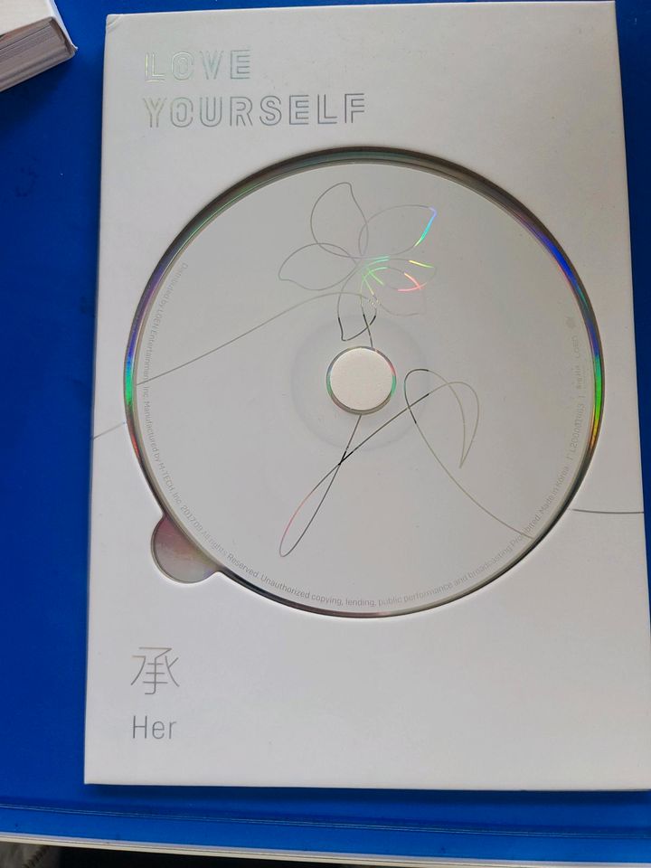 BTS Album: Love Yourself Her Set in Kelheim