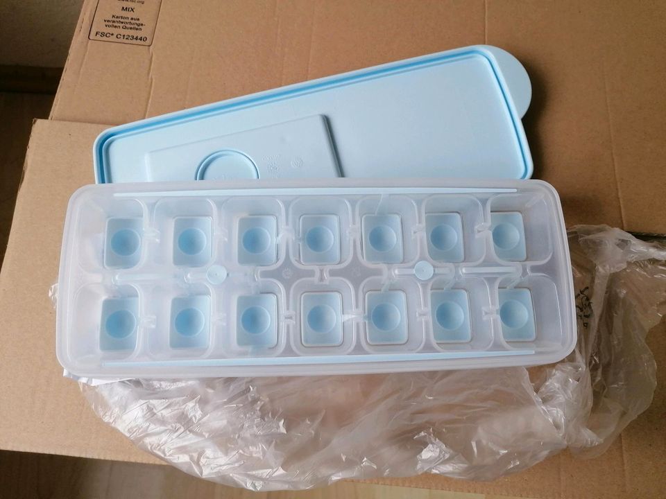 Tupperware Eiswürfler Eiswürfelbereiter, neu in Schlettau