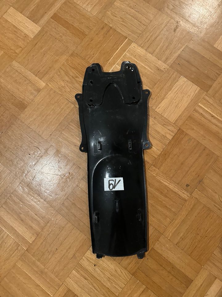 Suzuki GSX-R 600/750, 06-07, K6, K7, Heck Unterverkleidung in München