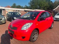 Toyota Yaris 1.0 VVT-I / Klima / TÜV 10-2026 Niedersachsen - Ostrhauderfehn Vorschau