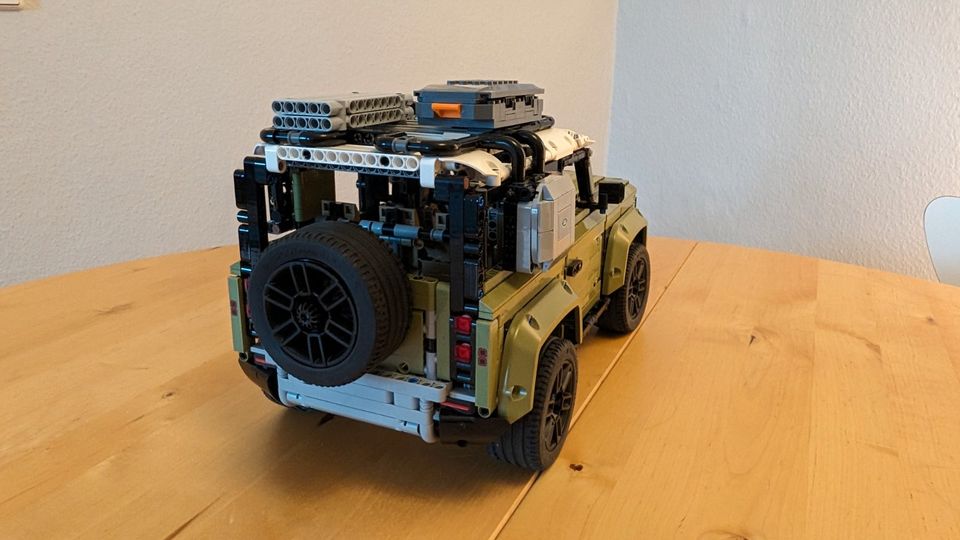 Lego 42110 Land Rover Defender in Jena