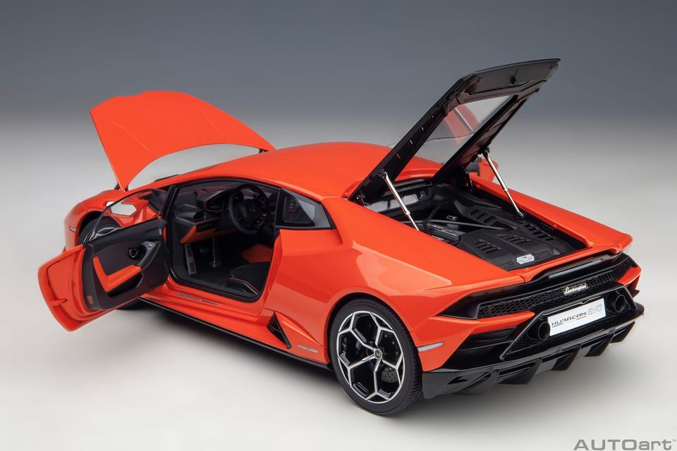 1/18 AUTOart Lamborghini Huracan Evo - 2019 - orange - 79214 in Kamen