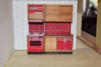 Lundby / Lisa Puppenhaus-Möbel, Küchenmöbel rot, selten, Vintage Nordrhein-Westfalen - Dinslaken Vorschau