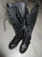 NEU Buffalo Lion Hi Chain Schnürstiefel Gr. 39 schwarz kniehoch Nordrhein-Westfalen - Düren Vorschau