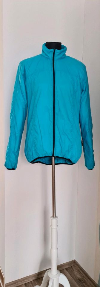 Ultraleichte Jacke Funktionsjacke Größe M in Zwenkau