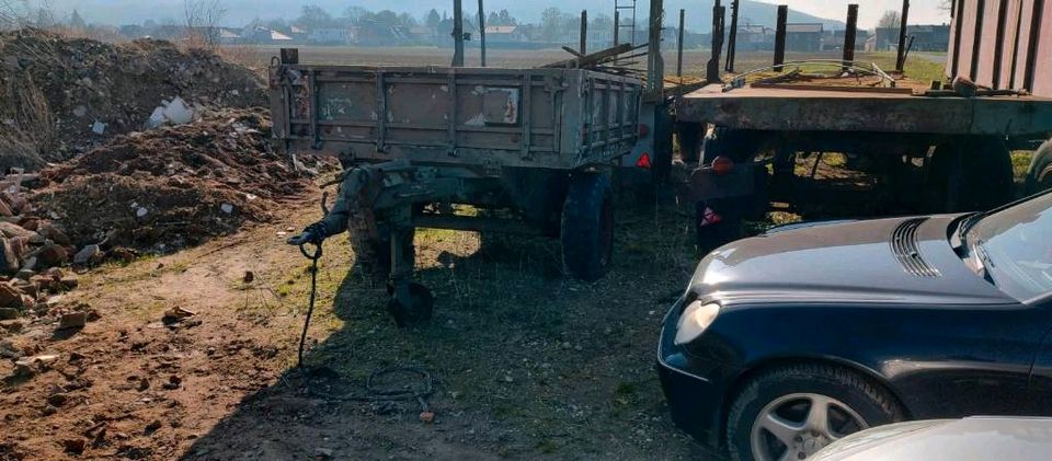 Anhänger Traktor Bundeswehr in Jülich