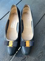 Salvatore Ferragamo Pumps Schuhe Gr.9 /39 blau Berlin - Spandau Vorschau