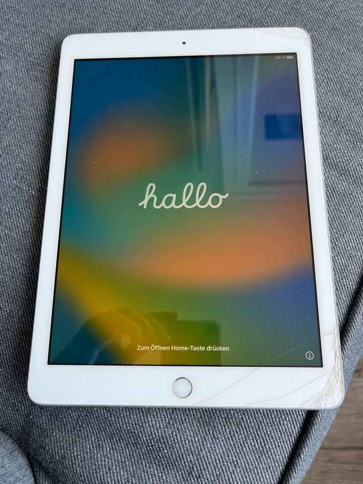 Apple iPad 6. Generation 32 GB WiFi in Kaufbeuren