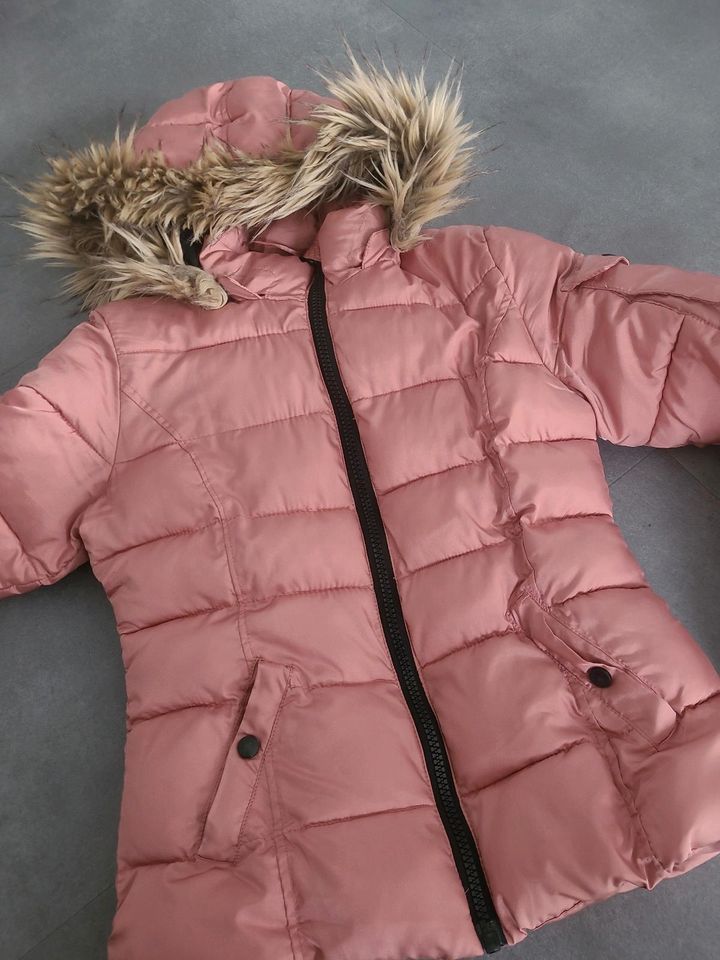 Mädchen Winterjacke Gr.164 H&M rosa in Radevormwald