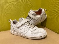 Nike Sneaker Gr. 33 weiß Klett Sportschuhe Kinder Turnschuhe Nordrhein-Westfalen - Lünen Vorschau