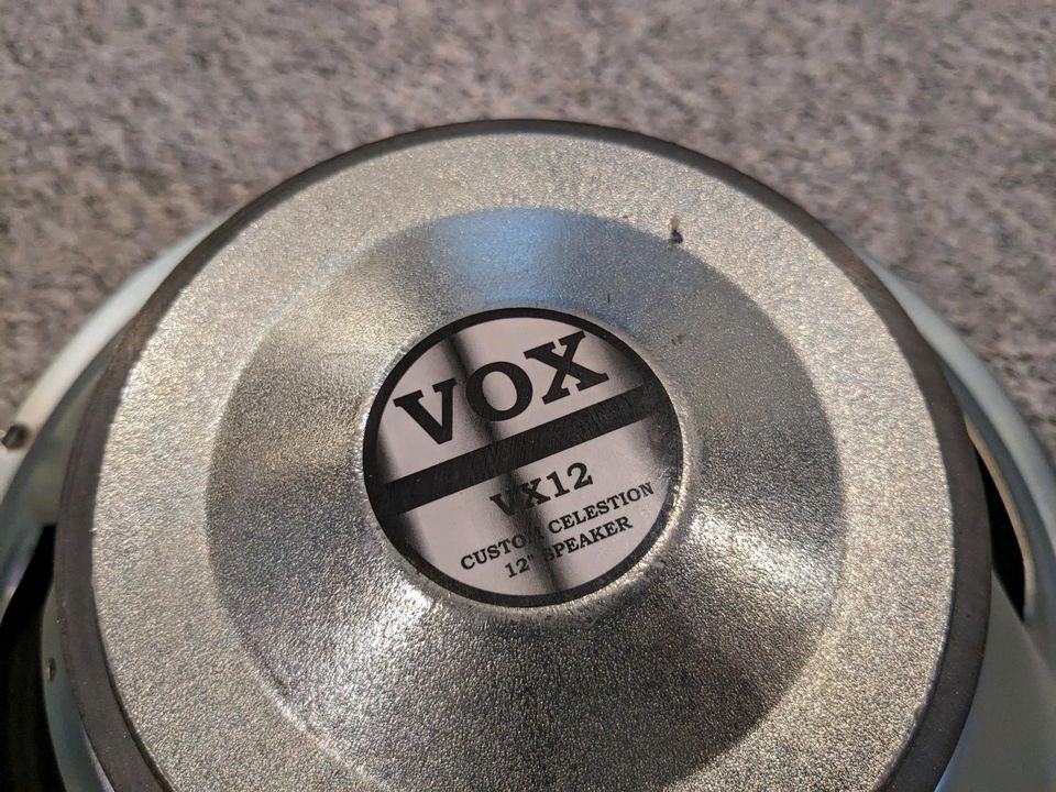 2x VOX VX Celestion Speaker Lautsprecher in Leichlingen