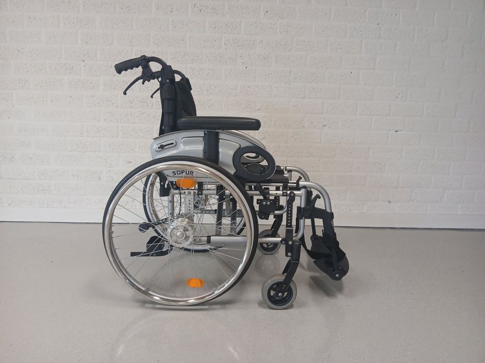 Semi AktivRollstuhl Sopur 160I , Faltbare, Alu, Sitzbreite: 45cm in Straelen