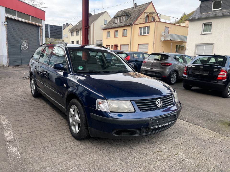 Volkswagen Passat in Idar-Oberstein
