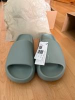 Adidas Yeezy Slide Salz (48,5) Baden-Württemberg - Bietigheim-Bissingen Vorschau