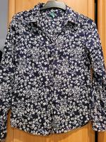 Benetton Wunderschöne Bluse Blumen dunkelblau-weiß Gr. S/36 Niedersachsen - Weyhe Vorschau