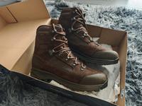 LOWA Original Bundeswehr Stiefel (NEU) Tropen leicht braun 44,5 Niedersachsen - Salzgitter Vorschau