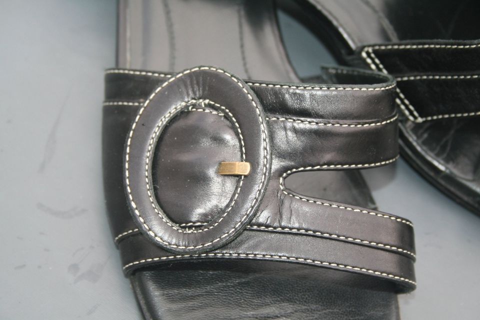 Lloyd Pantolette Sandale Gr.39,5 schwarz echt Leder Sommer Schuhe in Rutesheim  