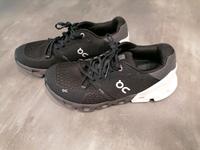 On Schuhe Gr. 40,5 Schwarz-grau-weiß Nordrhein-Westfalen - Siegen Vorschau