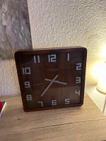 Braune Uhr holz / Wanduhr Hessen - Schaafheim Vorschau