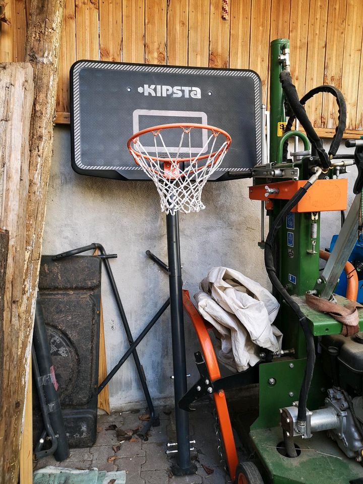Kipsta Basketballkorb freistehend höhenverstellbar. in Cadolzburg