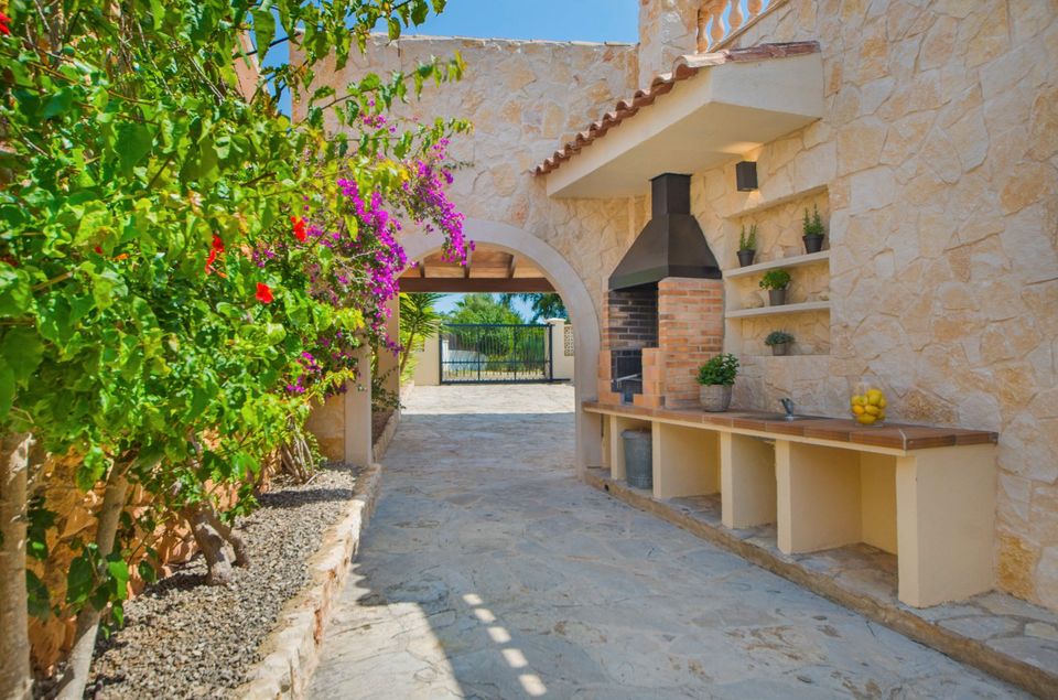 Villa auf Mallorca 8+2 Personen Finca Ferienhaus Luxus in Achim