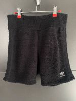 schwarze Adidas Shorts Bayern - Deining Vorschau