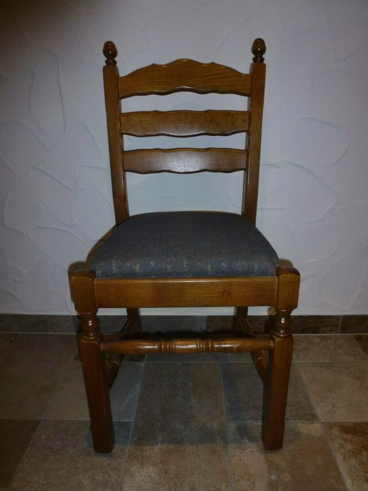 Esszimmer Eiche Rustikal Stühle Stuhl Tisch in Hallenberg