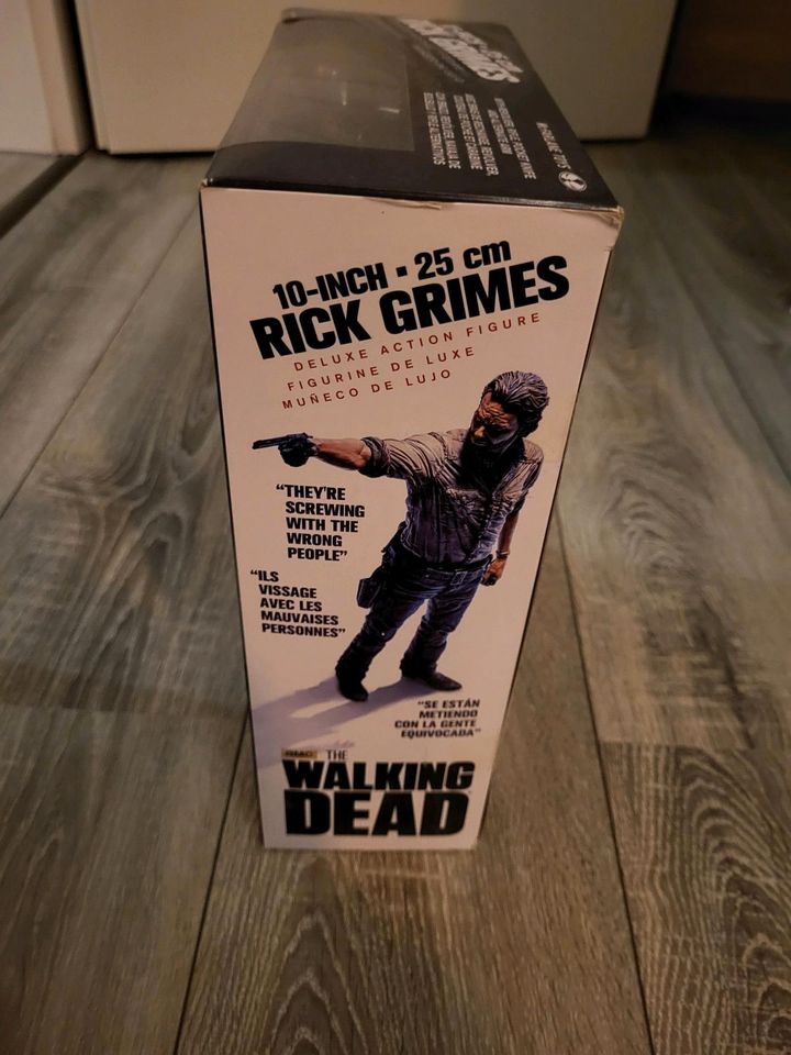 The Walking Dead Rick Grimes Deluxe 10" Figur 25 cm in Rheine