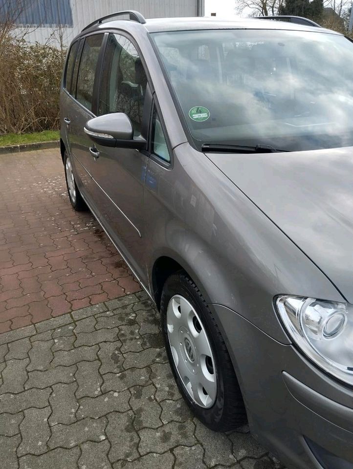 VW Touran 1.9TDI 5Sitzer in Beidenfleth