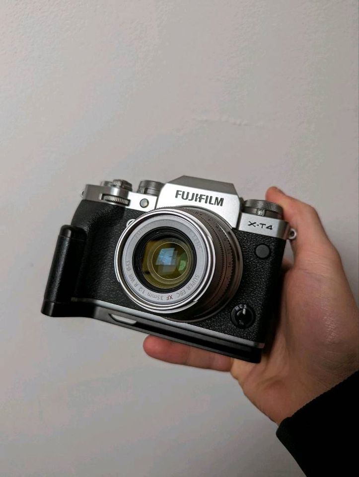 Fujifilm X-T4 & Zubehör + Fuji 35mm f2 Objektiv in Tübingen