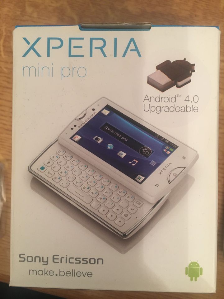 Xperia Mini pro SK 17i white Handy von Sony in Berlin