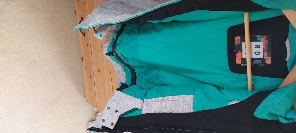 Snowboardjacke Roxy Valley Hoodie Jacket XS neuwertig in Versmold