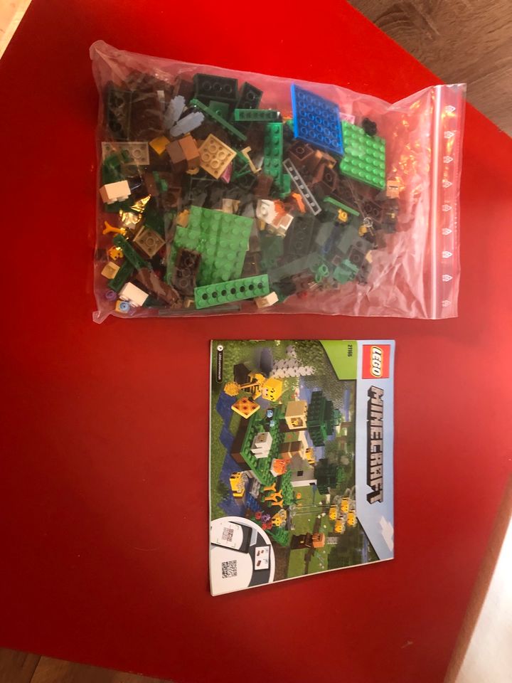 Lego 21165 Minecraft Bienenfarm in Hochdorf-Assenheim