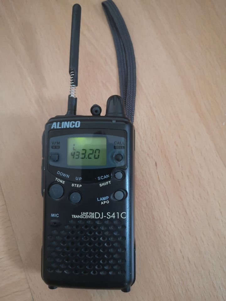 ALINCO DJ-S41C Funkgerät in Dresden